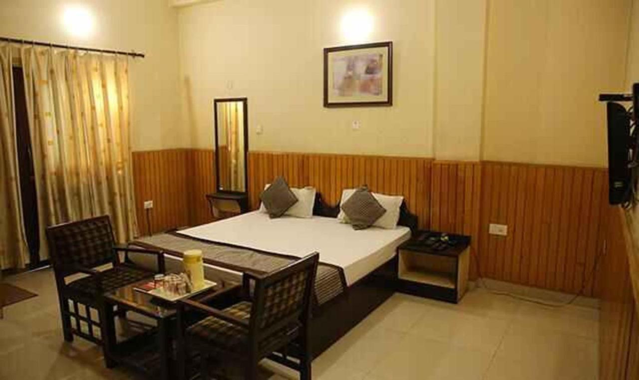 Fabhotel Corbett Inn Rudrapur מראה חיצוני תמונה